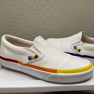 Rainbow border vans slip on